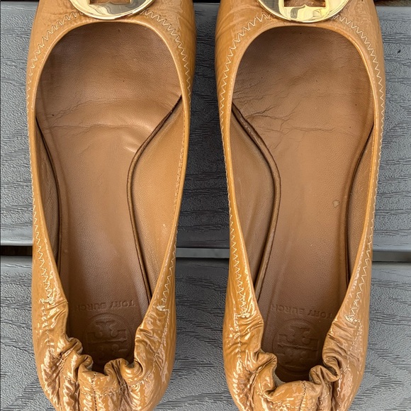 Tory Burch Patent Leather Travel Ballet Flats Tan Size 9 - Picture 7 of 12
